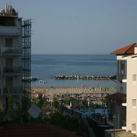 Riz Otel Cattolica